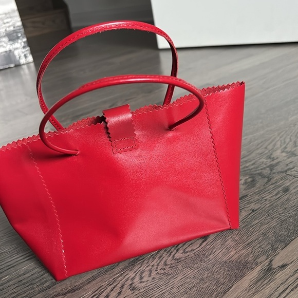 Hugo Vibrant Red leather small shopping tote Bag - Picture 9 of 17